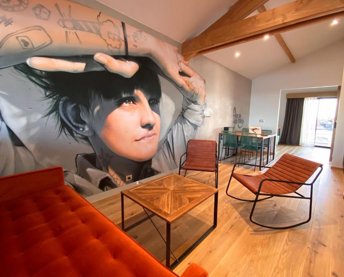 Aparthotel Les 12 De Larros Gujan-Mestras Exteriér fotografie
