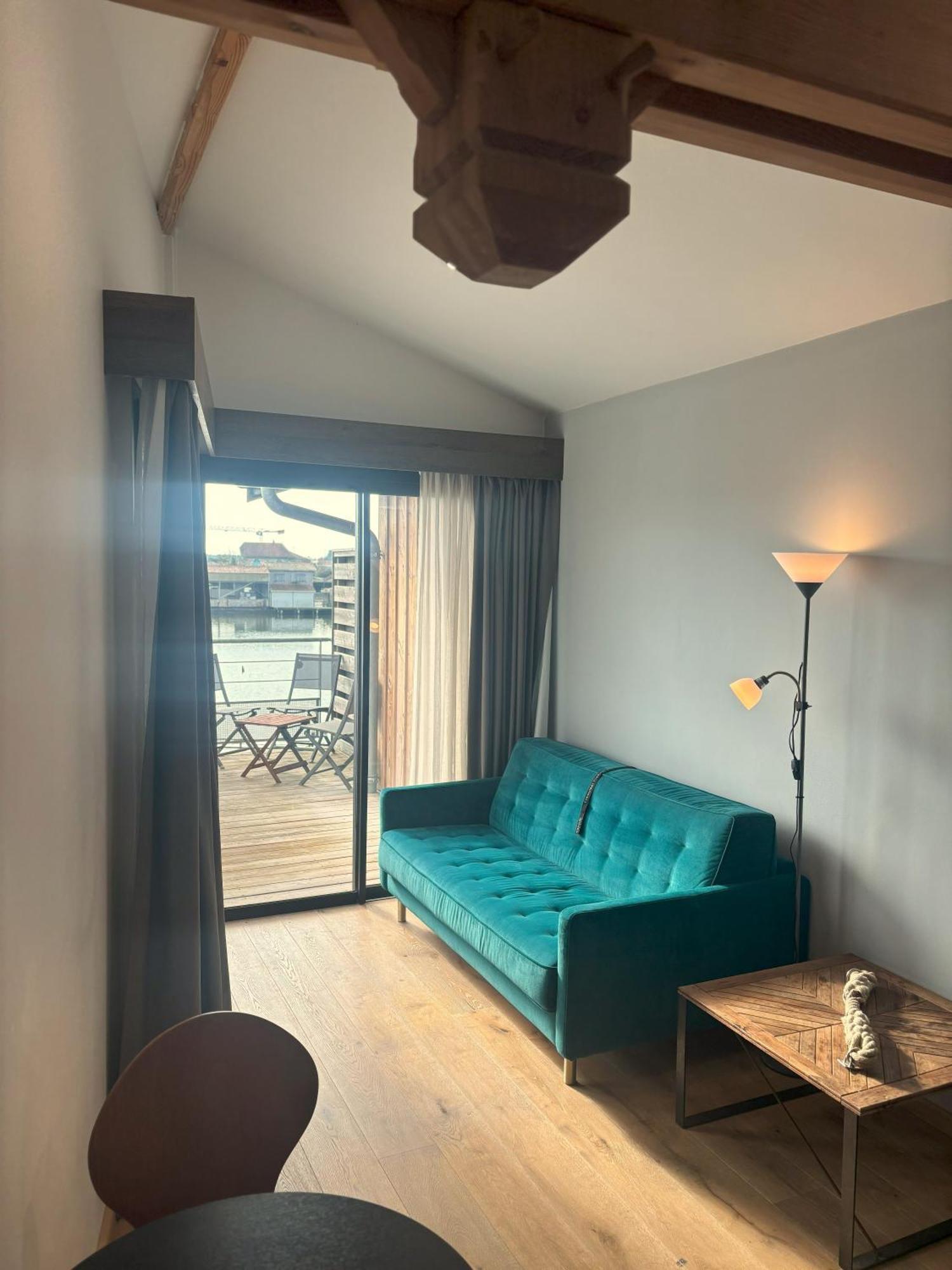 Aparthotel Les 12 De Larros Gujan-Mestras Exteriér fotografie