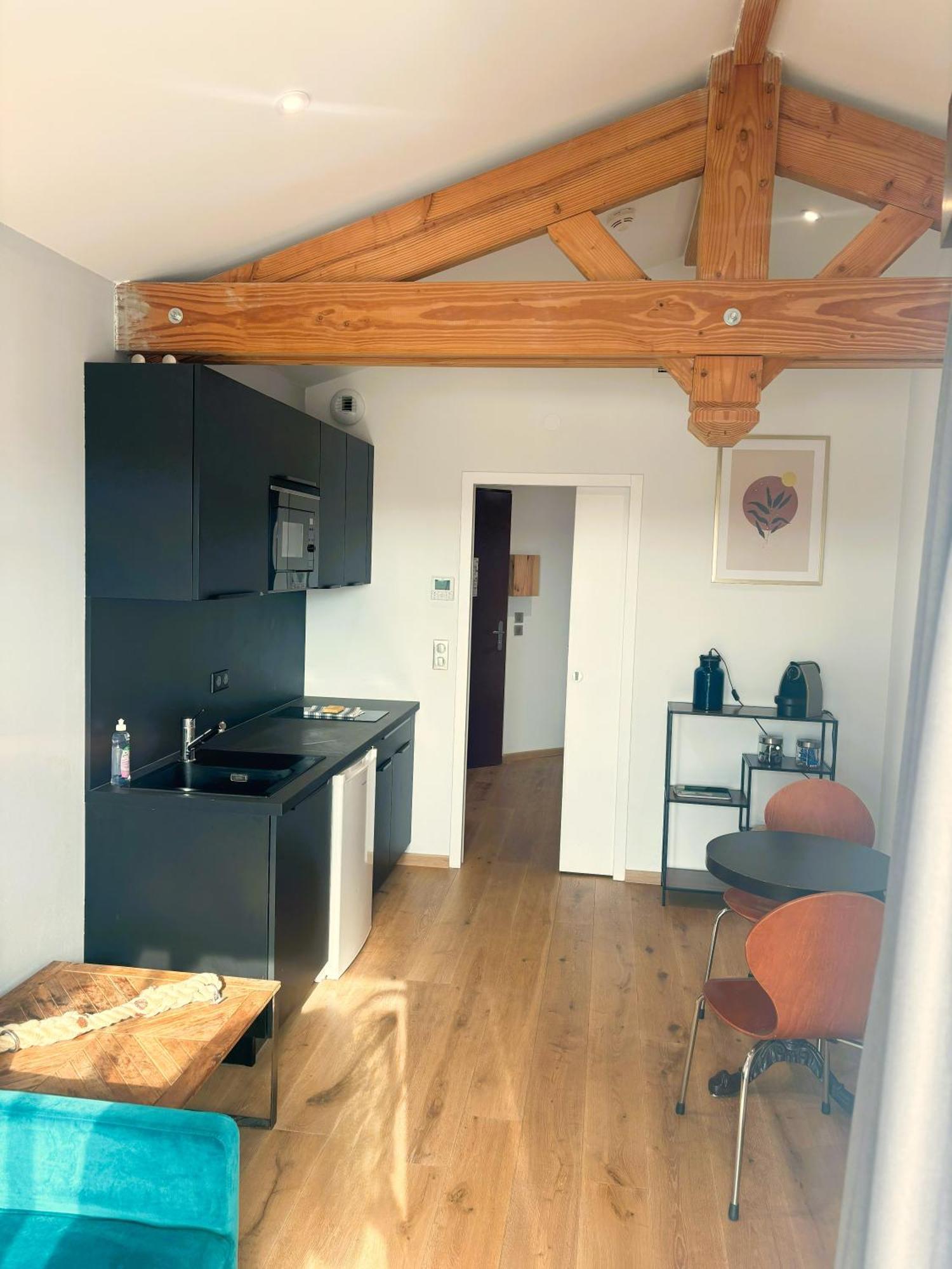 Aparthotel Les 12 De Larros Gujan-Mestras Exteriér fotografie